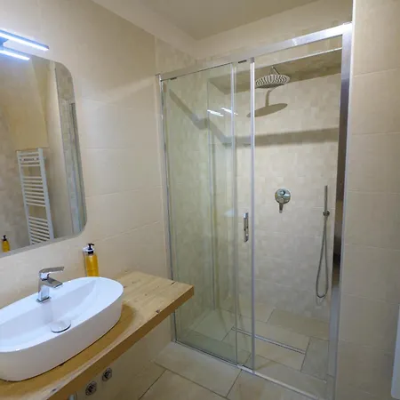 Apartment Bbata *